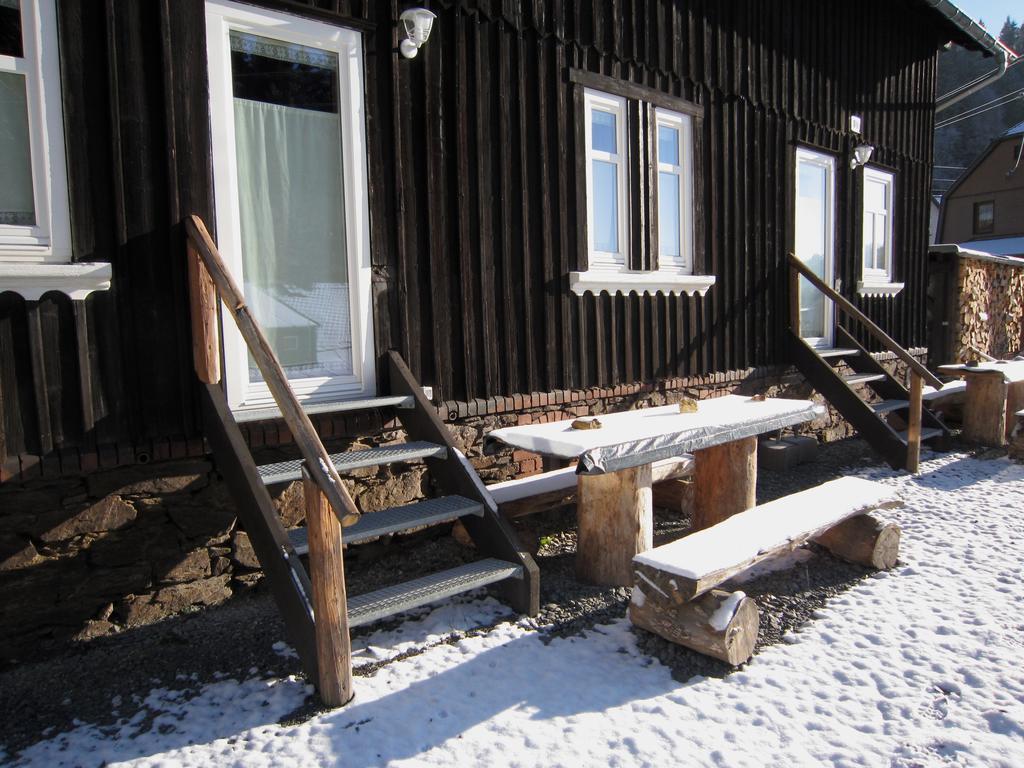 Ferienhaus Anno Dazumal, Wie Zu Oma'S Zeiten Apartment Klingenthal Ngoại thất bức ảnh